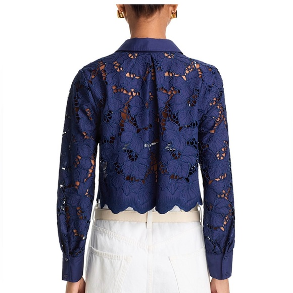 L’agence Seychelle lace top in navy. New with tags. Size s/p. 💙 - Picture 3 of 8